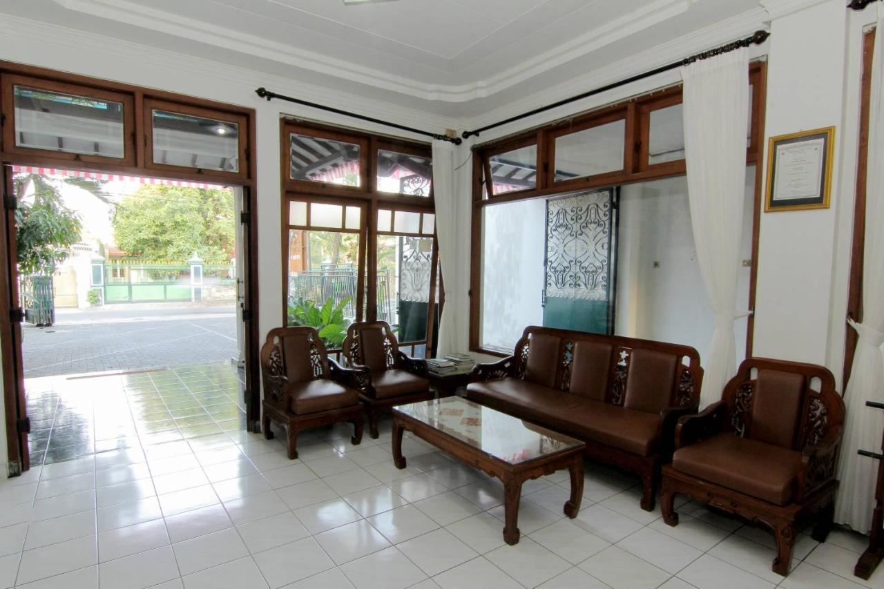 Hotel Fevytra Syariah Yogyakarta Eksteriør billede